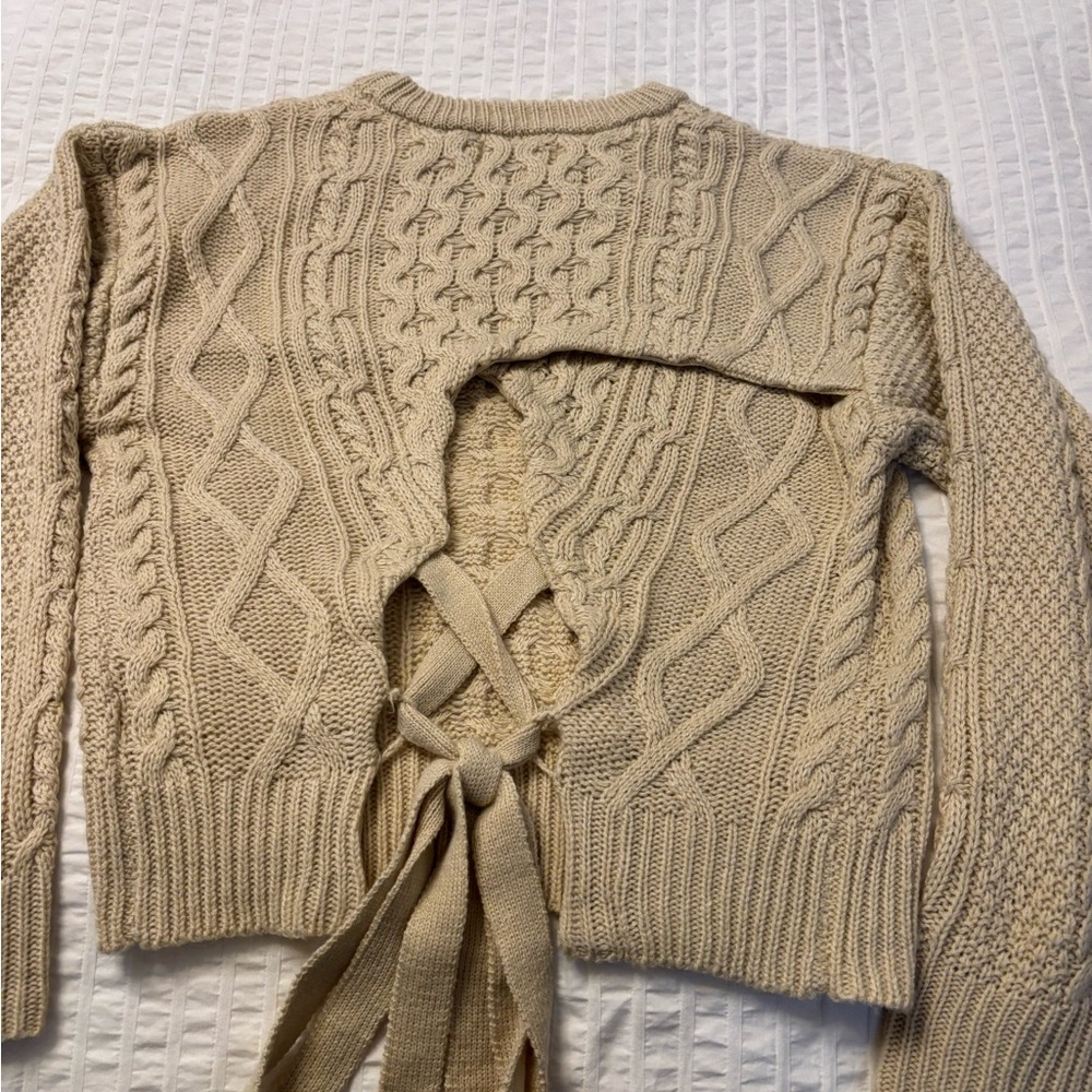 Moon and Madison cable knit sweater with tie back SM